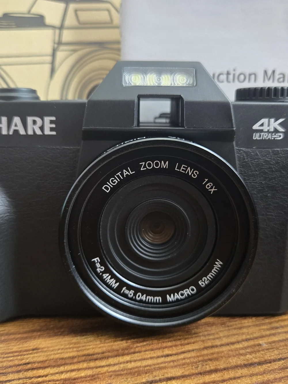 iShare Black 4K Digital Camera with Macro Lens